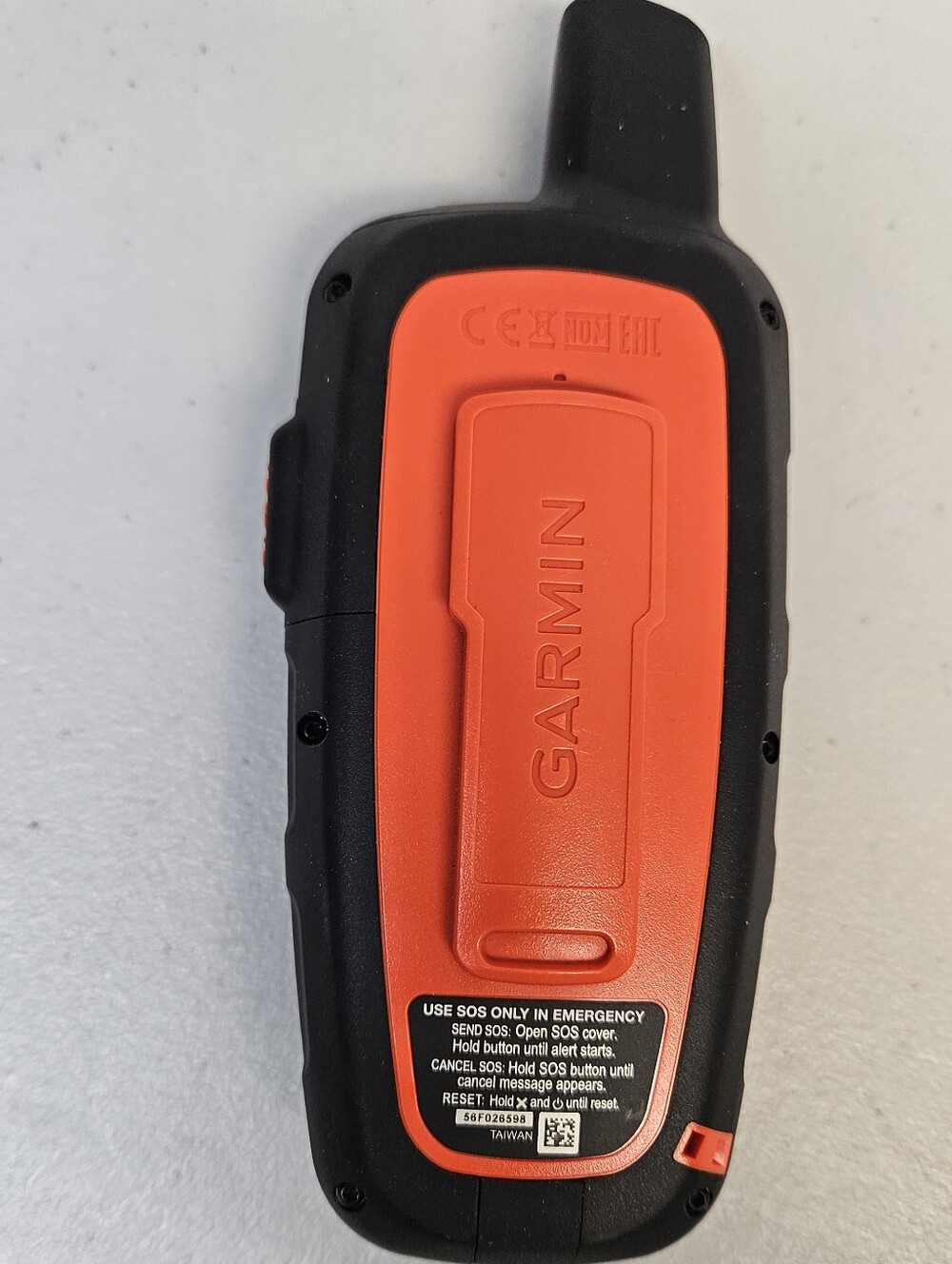 Garmin inReach Explorer+ - Picture 3 of 6